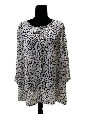 Elementz Woman Black and White Chiffon Blouse, 2X, Pre-owned